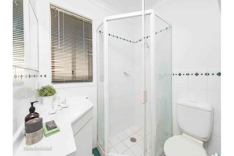 1/100 Gilmore Road  Queanbeyan