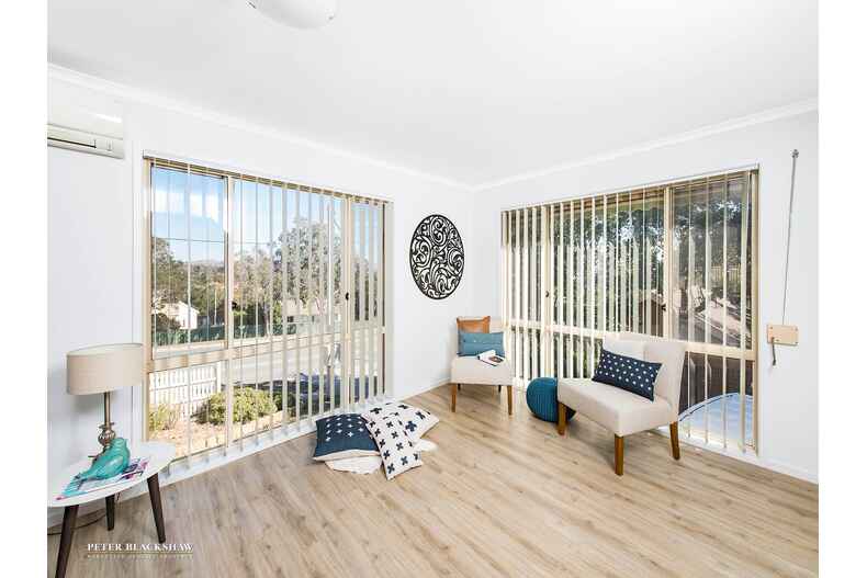 1/100 Gilmore Road  Queanbeyan