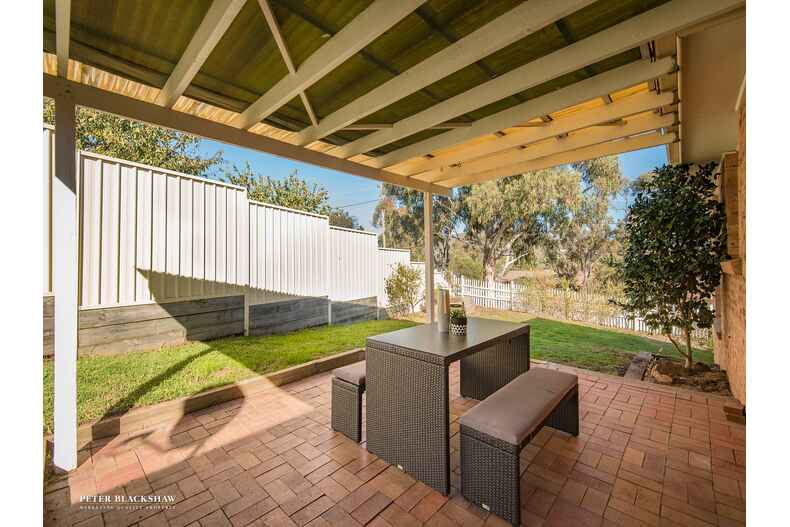 1/100 Gilmore Road  Queanbeyan