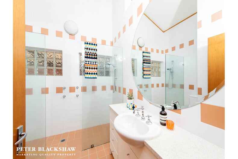 5 Steinwedel Street Farrer 5 Steinwedel Street Farrer