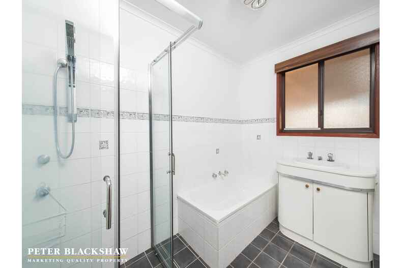 11 Sassafras Crescent Karabar