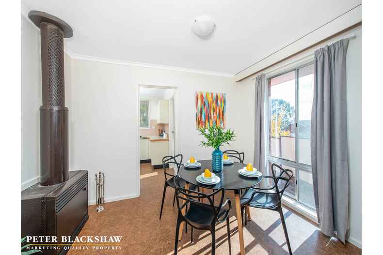 73 Pindari Crescent Karabar