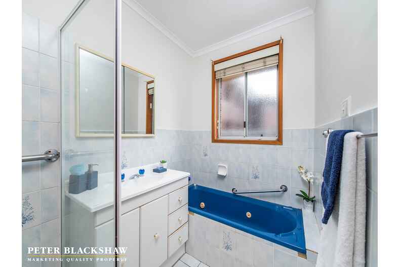 3/4 Marguerita Place Queanbeyan