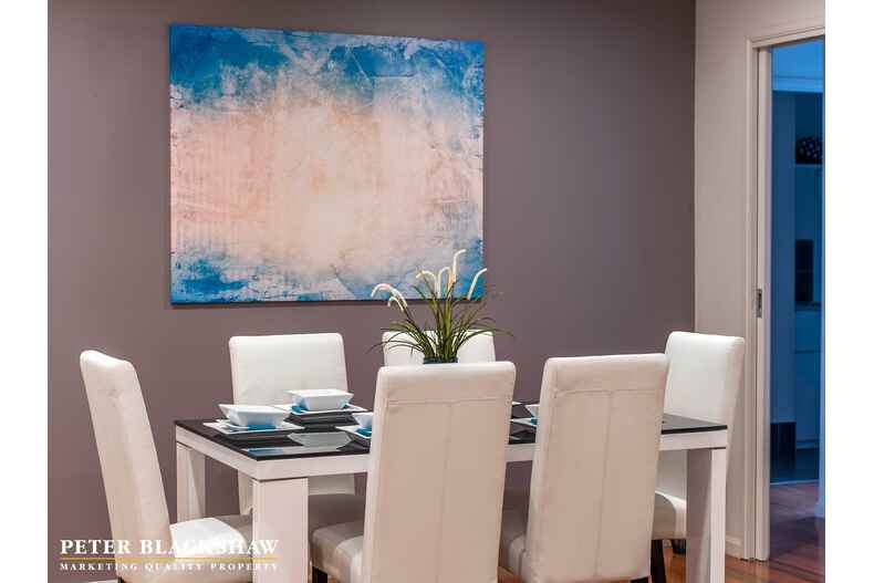 2/14 Pannamena Crescent  Jerrabomberra