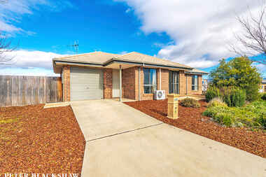 Lot 6/2 Sax Place Macgregor