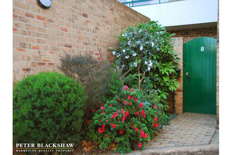 8/3 Allambee Street Reid