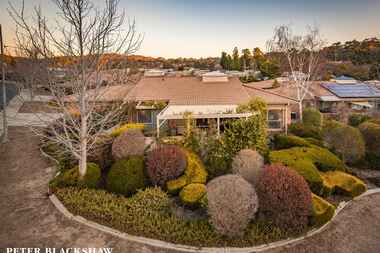 98 Julia Flynn Avenue Isaacs