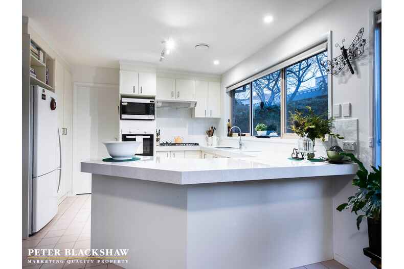 98 Julia Flynn Avenue Isaacs