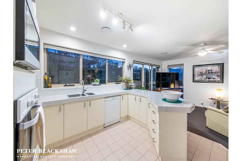 98 Julia Flynn Avenue Isaacs