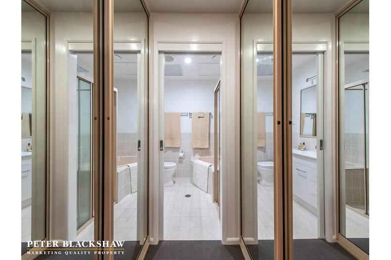 98 Julia Flynn Avenue Isaacs