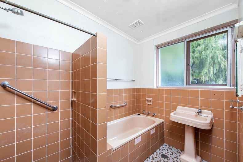 41 Finniss Crescent Narrabundah 41 Finniss Crescent Narrabundah