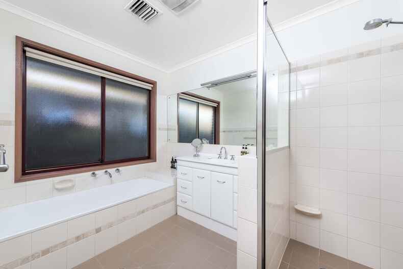 4 Lempriere Crescent (Gleneagles) Kambah 4 Lempriere Crescent (Gleneagles) Kambah