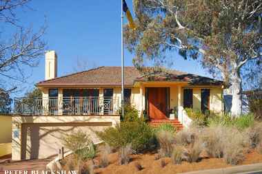 5 Arnhem Place Red Hill