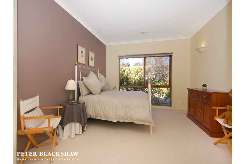 5 Arnhem Place Red Hill 5 Arnhem Place Red Hill