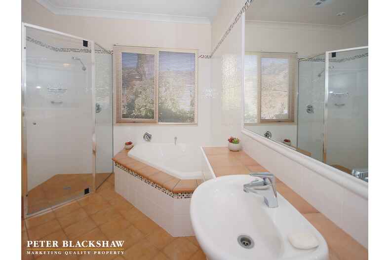 5 Arnhem Place Red Hill 5 Arnhem Place Red Hill