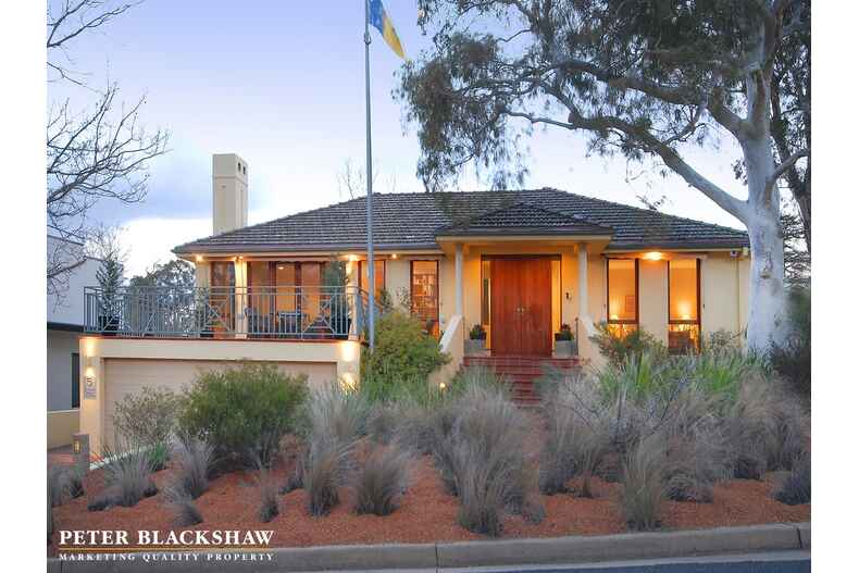 5 Arnhem Place Red Hill 5 Arnhem Place Red Hill