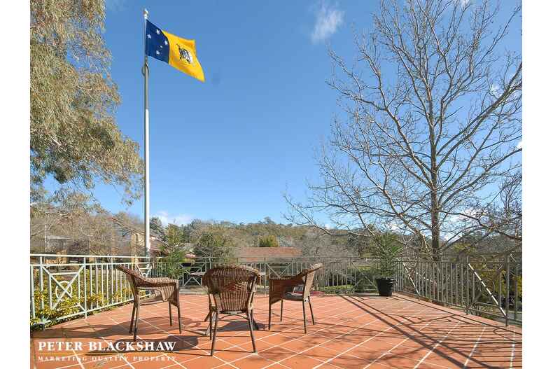 5 Arnhem Place Red Hill 5 Arnhem Place Red Hill