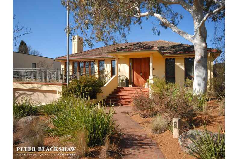 5 Arnhem Place Red Hill 5 Arnhem Place Red Hill