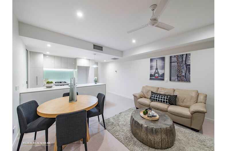 49/43 Constitution Avenue Reid 49/43 Constitution Avenue Reid