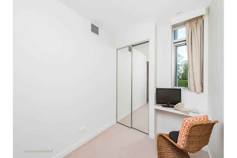 49/43 Constitution Avenue Reid 49/43 Constitution Avenue Reid