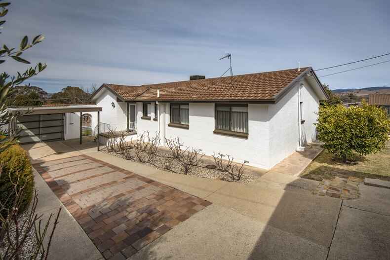 15 Broadhurst Street Kambah 15 Broadhurst Street Kambah