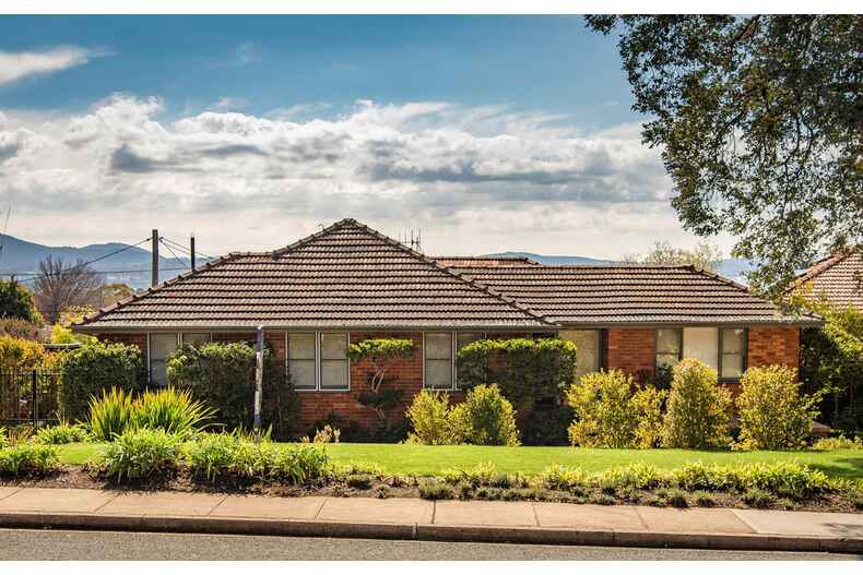 29 Hamelin Crescent Narrabundah