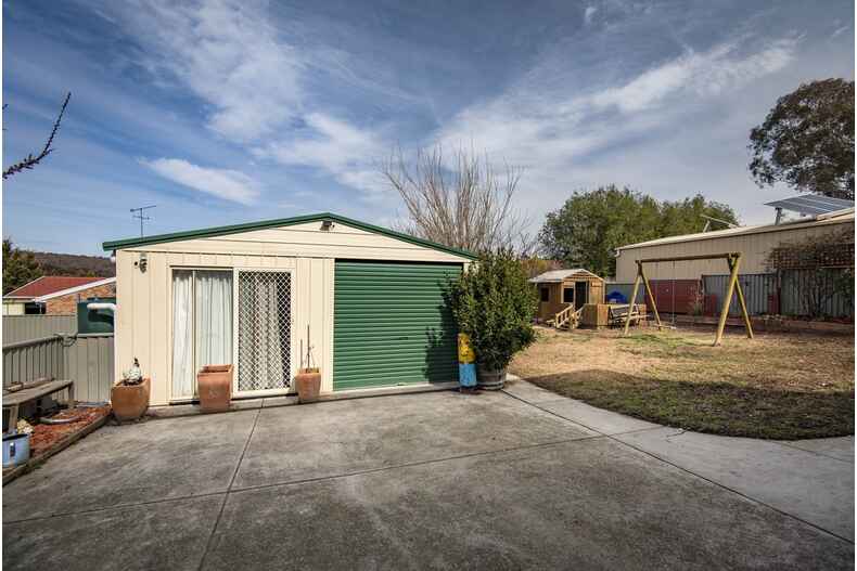 13 Lochiel Street Queanbeyan