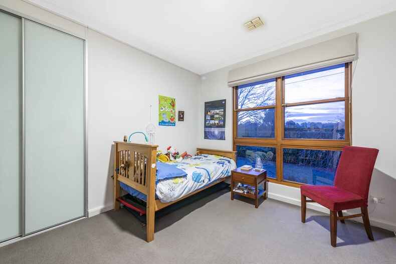 15 Barrallier Street Griffith 15 Barrallier Street Griffith