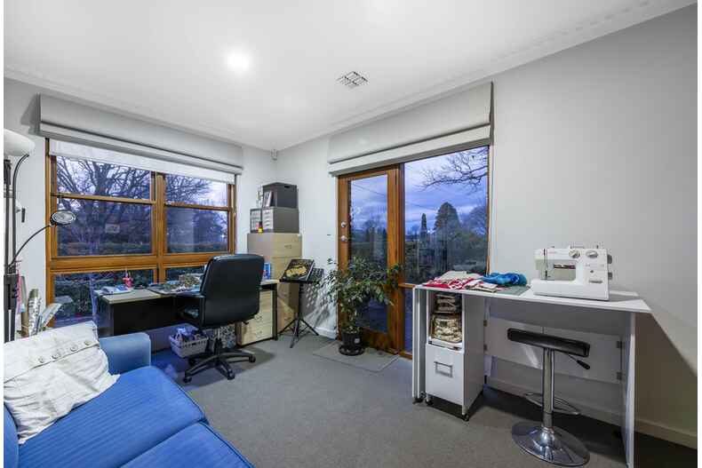 15 Barrallier Street Griffith 15 Barrallier Street Griffith