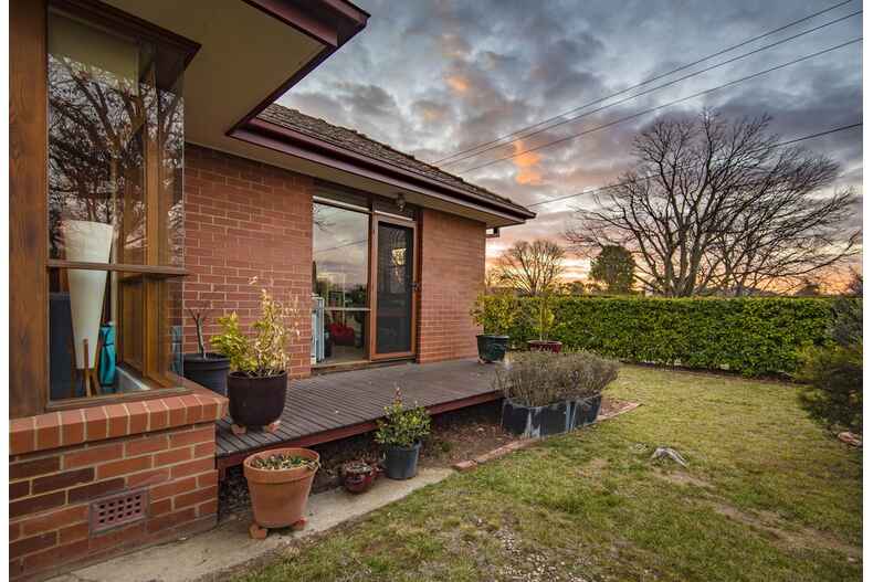 15 Barrallier Street Griffith 15 Barrallier Street Griffith