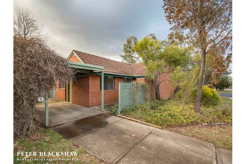 2 Euroka Street Narrabundah 2 Euroka Street Narrabundah