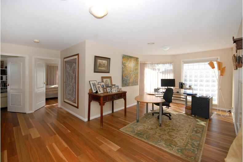 33 Macdonnell Street Yarralumla 33 Macdonnell Street Yarralumla