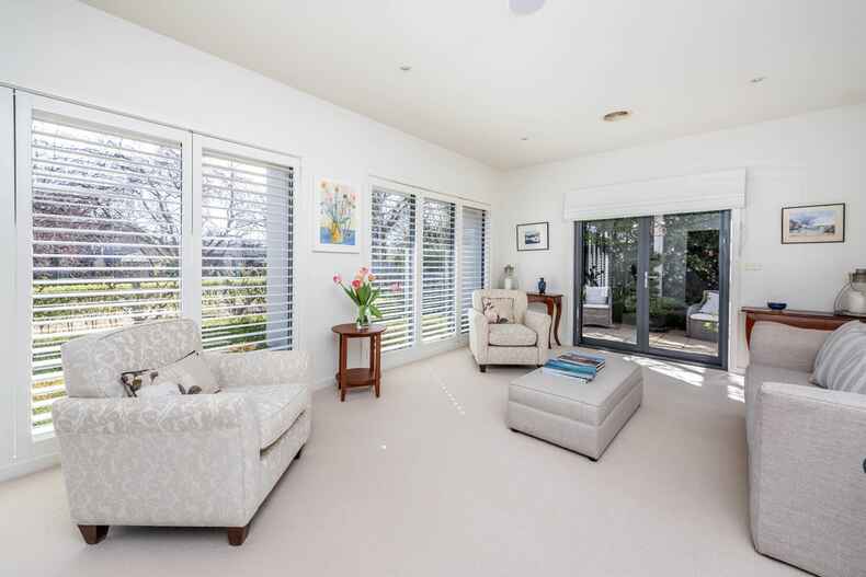 36 Weston Street Yarralumla 36 Weston Street Yarralumla