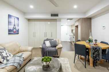 61/43 Constitution Avenue Reid