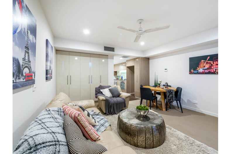 61/43 Constitution Avenue Reid 61/43 Constitution Avenue Reid