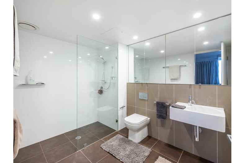 61/43 Constitution Avenue Reid 61/43 Constitution Avenue Reid