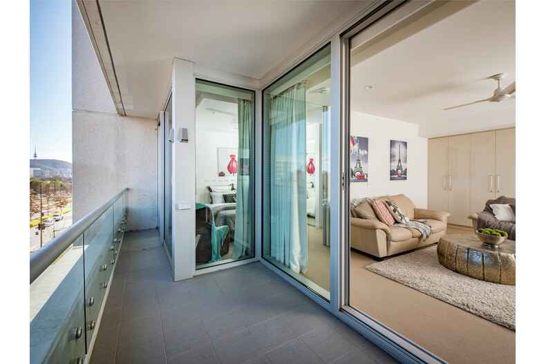 61/43 Constitution Avenue Reid 61/43 Constitution Avenue Reid