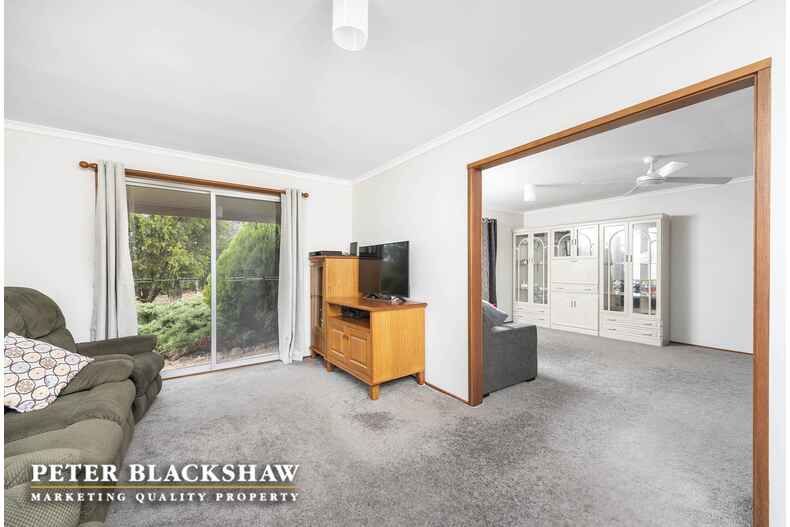 37 Mollee Crescent Isabella Plains 37 Mollee Crescent Isabella Plains