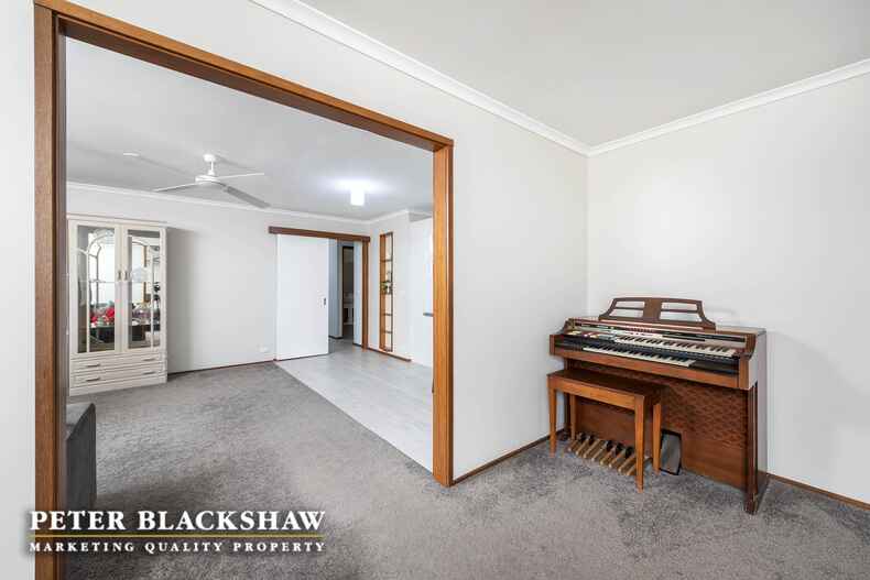 37 Mollee Crescent Isabella Plains 37 Mollee Crescent Isabella Plains