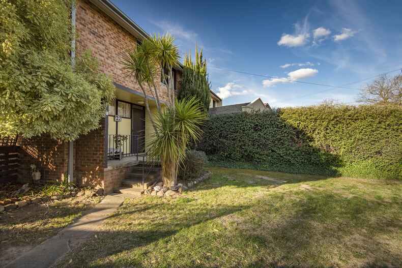 27 Turner Place Yarralumla 27 Turner Place Yarralumla