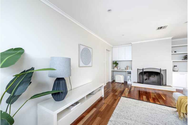 28 Cossington Smith Crescent Lyneham 28 Cossington Smith Crescent Lyneham