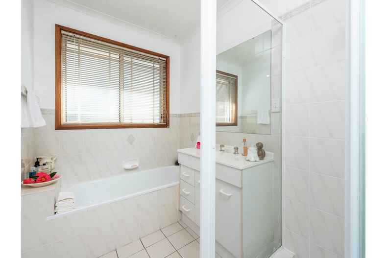 1/41 Halford Crescent Page 1/41 Halford Crescent Page