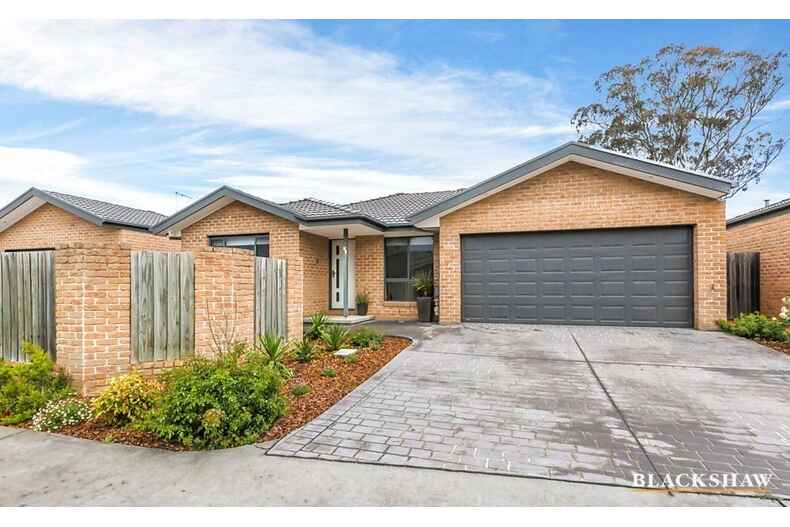 11/12 Redwater Place Amaroo