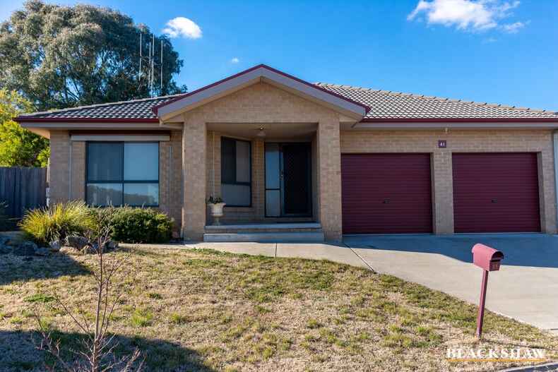 41 Unwin Avenue Jerrabomberra