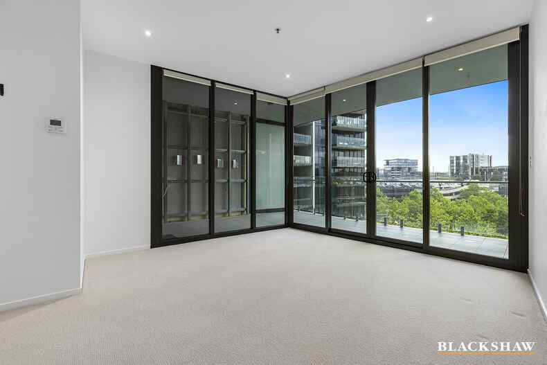 614/240 Bunda Street City