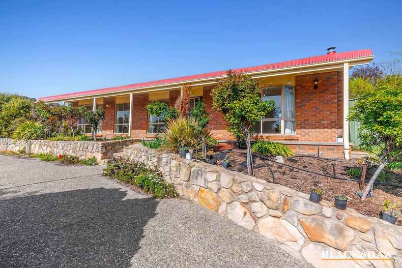 150 Jim Pike Avenue Gordon
