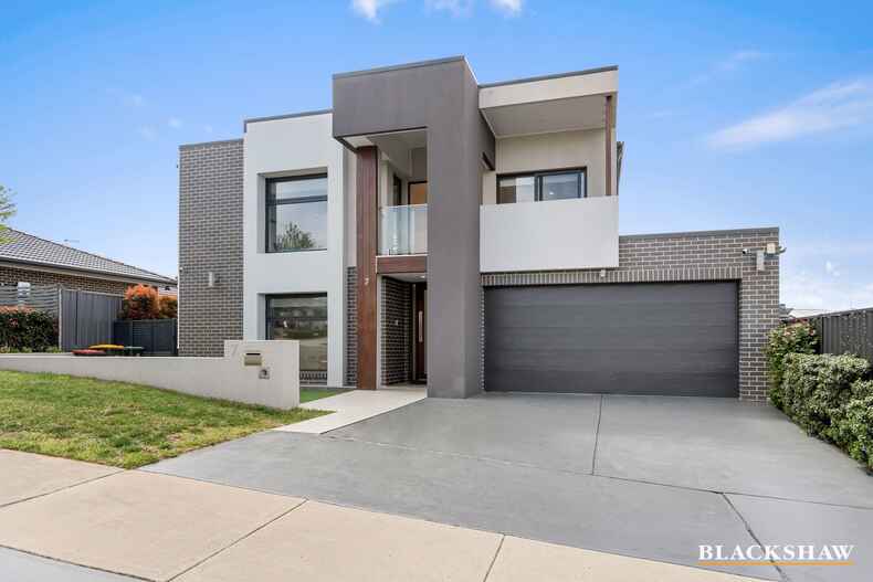 7 Willesee Rise Coombs