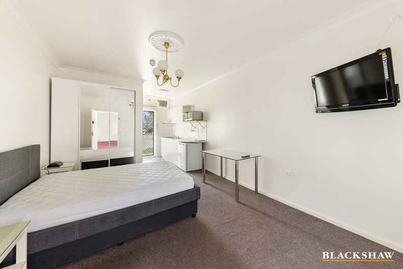 53/47 McMillan Street Griffith