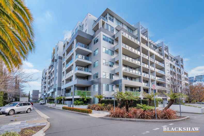 72/15 Coranderrk Street Canberra