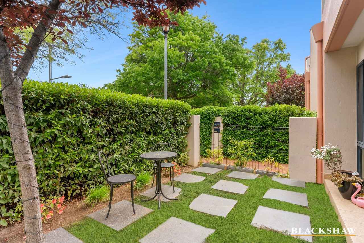 1/56 Ijong Street Braddon